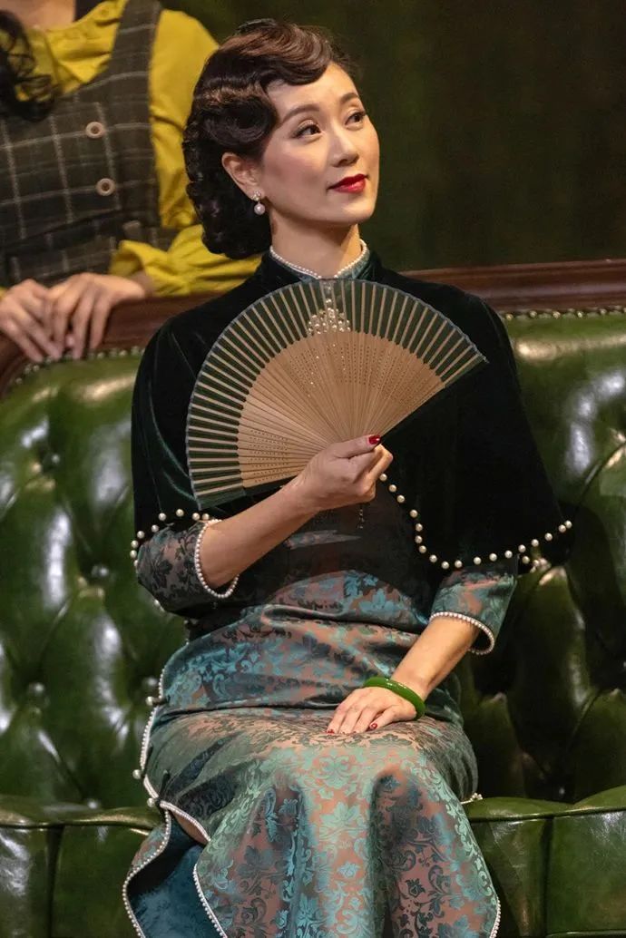 饰 王母司一蕾 饰 张妈程懿 饰 吴佩珍刘晓靓 饰 王琦瑶女演员(按出场