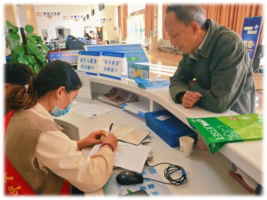 瑞丽:小小咨询台 温暖群众心_澎湃号·政务_澎湃新闻-The Paper