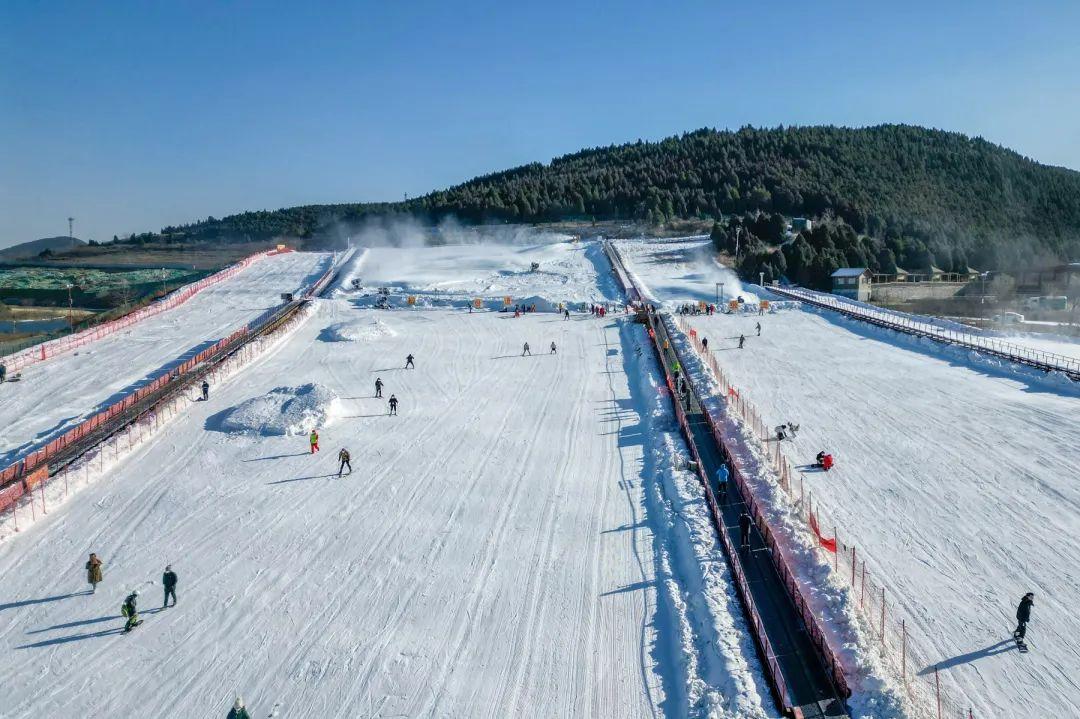 青州九龙峪滑雪场图片