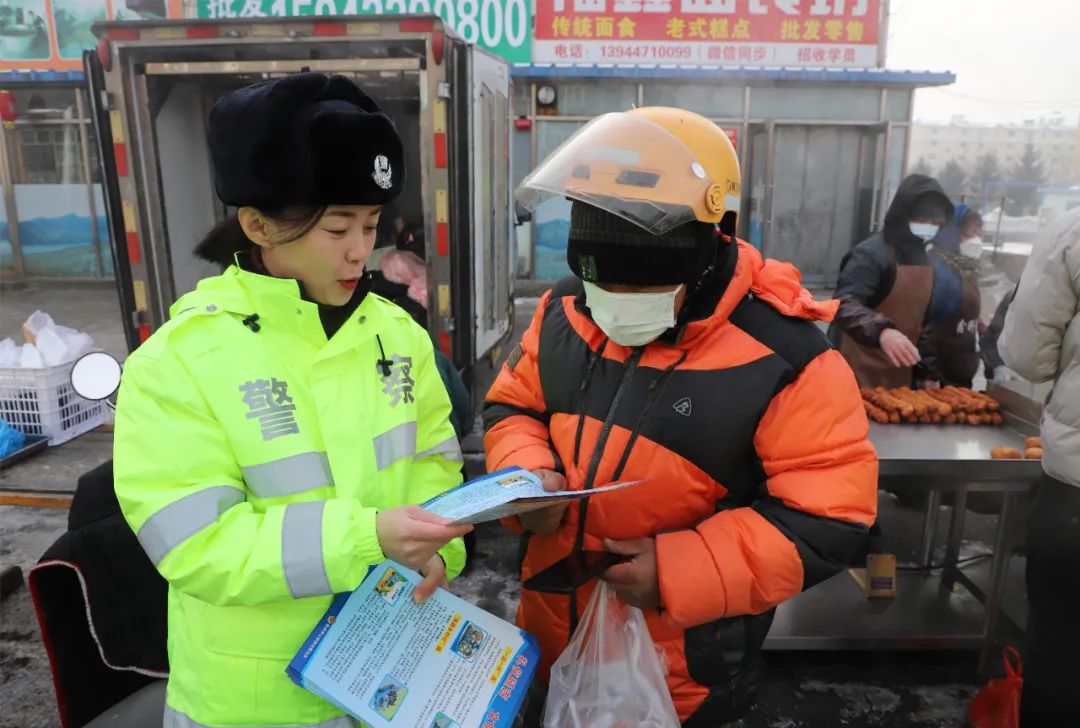 延吉交警伴您一路平安!_澎湃號·政務_澎湃新聞-the paper