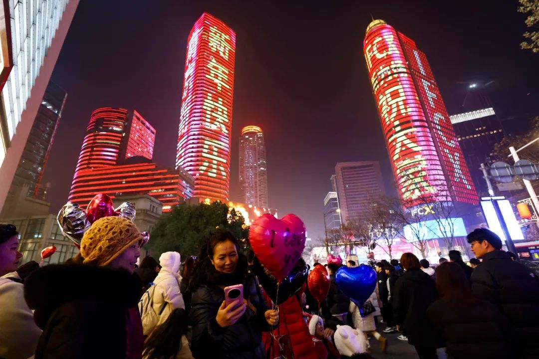 我在南京跨年,超燃!_澎湃号·政务_澎湃新闻-the paper