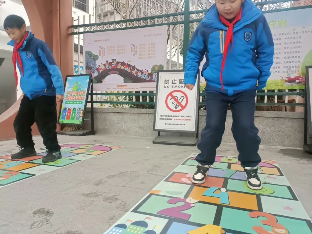 新塍镇磻溪小学图片