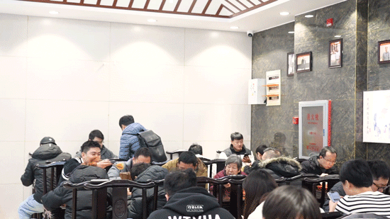 只开到下午2点，河南“最辣”胡辣汤