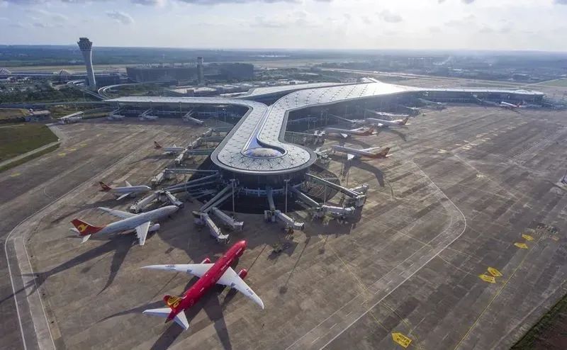 创历年元旦假期全岛航班量新高航班3063架次3天保障海南三大机场全力