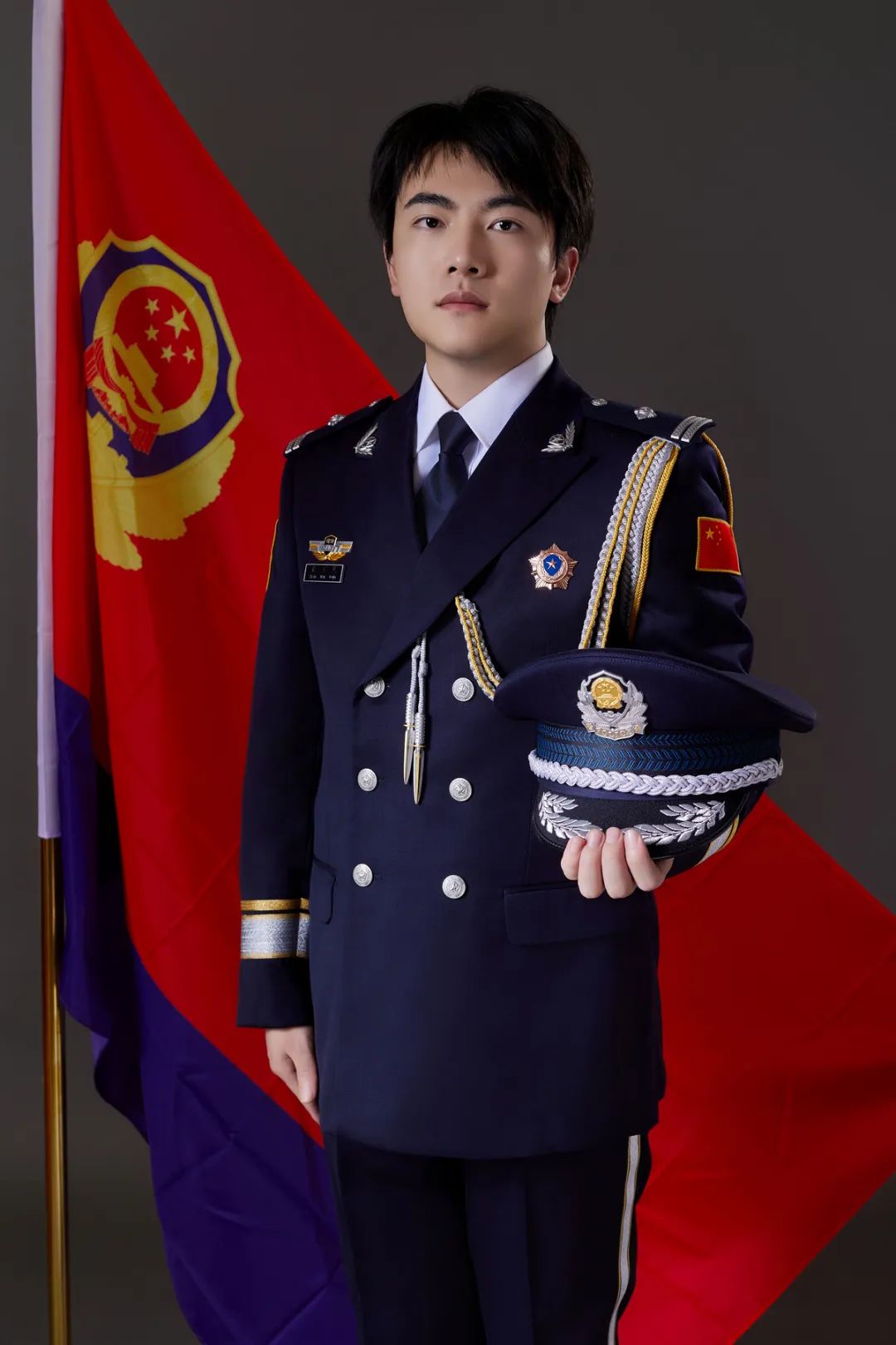 公安民警礼服图片图片