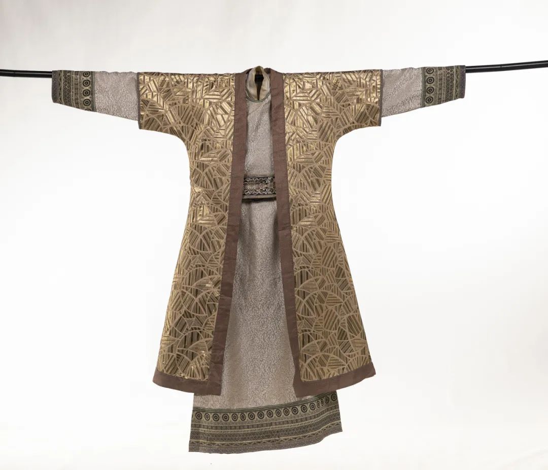 仿佛穿越时空,来到了千年前繁华的唐宋时期