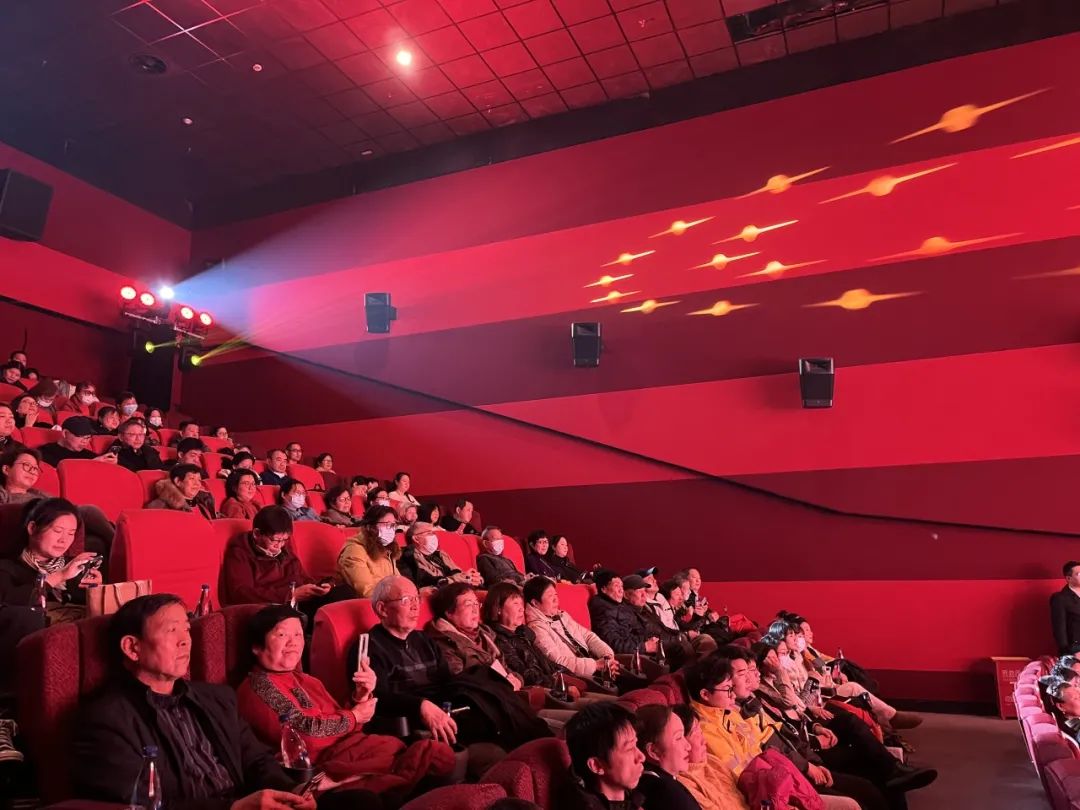 打造沉浸式爱国主义教育,五角场万达红色主题影厅揭牌_澎湃号·政务