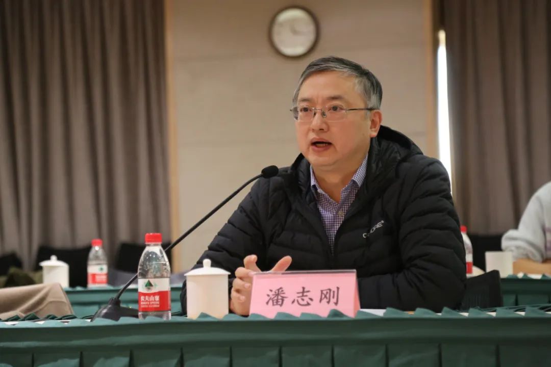 政协委员冯煜,邓小飞,王彦博,王尔松,王芳,唐炜,徐斌艳,高照宇,潘志刚