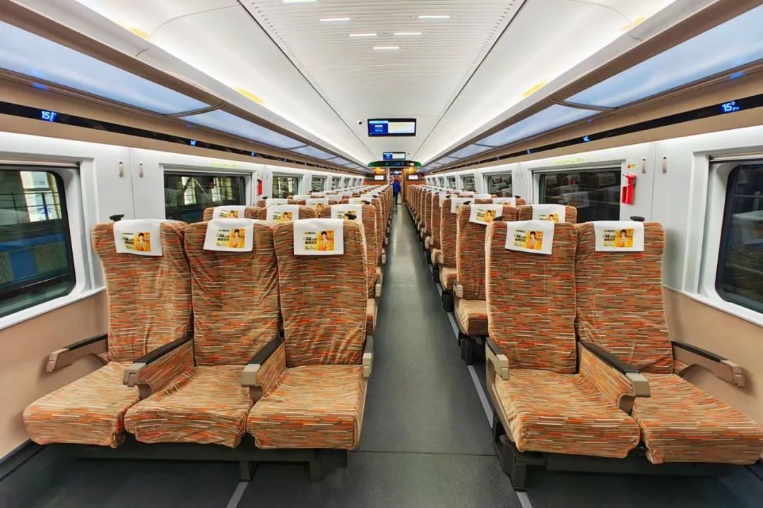 今年春运,西北地区也有"智能复兴号"啦!