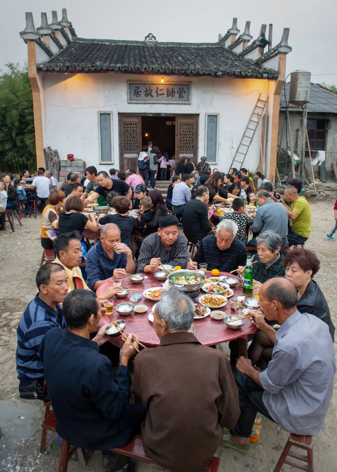 2020年7月25日,攝於浙江省龍泉市龍南鄉安下村.祭祖宴.