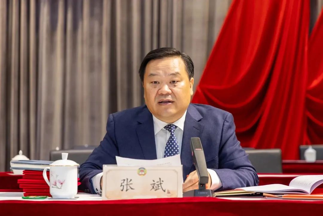 会议审议通过《中国人民政治协商会议上海市金山区第七届委员会第三次