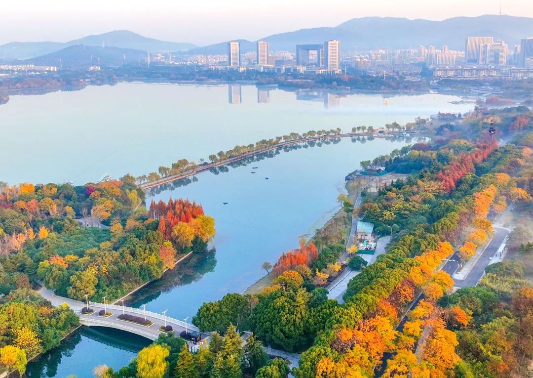 水滨湖滨照样子写图片