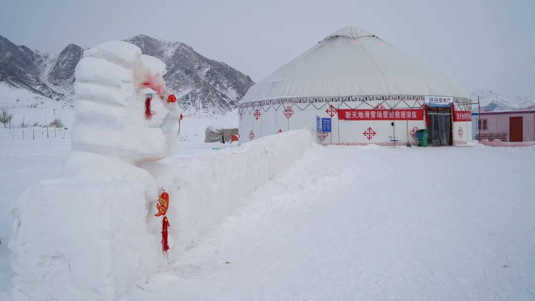 玩转富蕴 新天地滑雪场 青少年冰雪运动的乐园