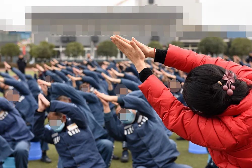 增强罪犯心理韧性,进一步提高教育改造质效,1月17日,眉州监狱邀请四川
