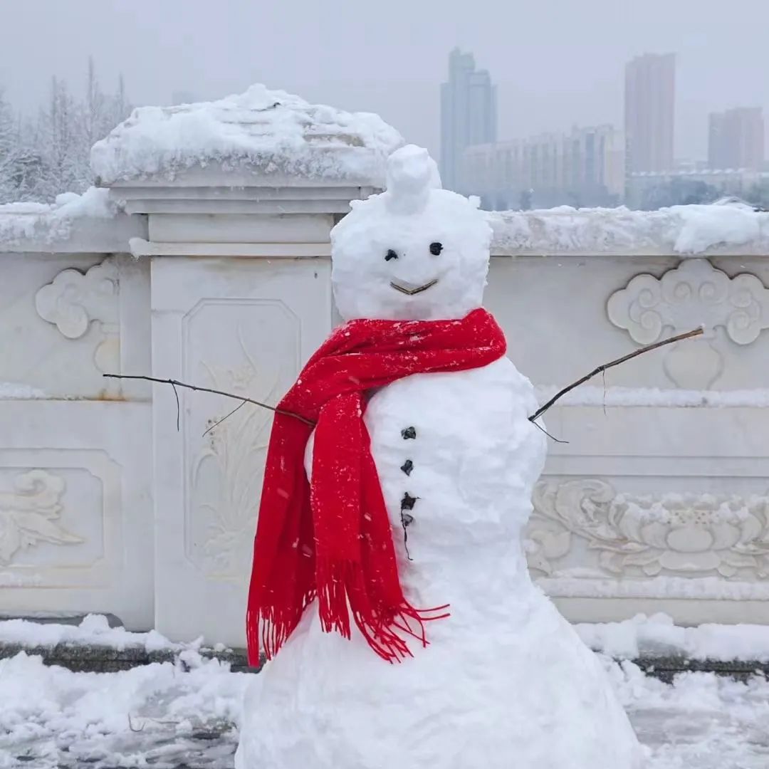 南昌堆雪人大赛有点丑还有点上头