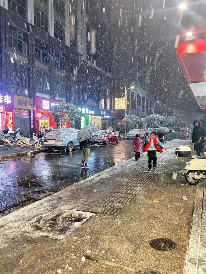 池店镇下雪图片