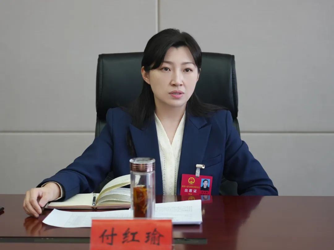 聚焦两会|县领导参加县十七届人大五次会议代表团审议