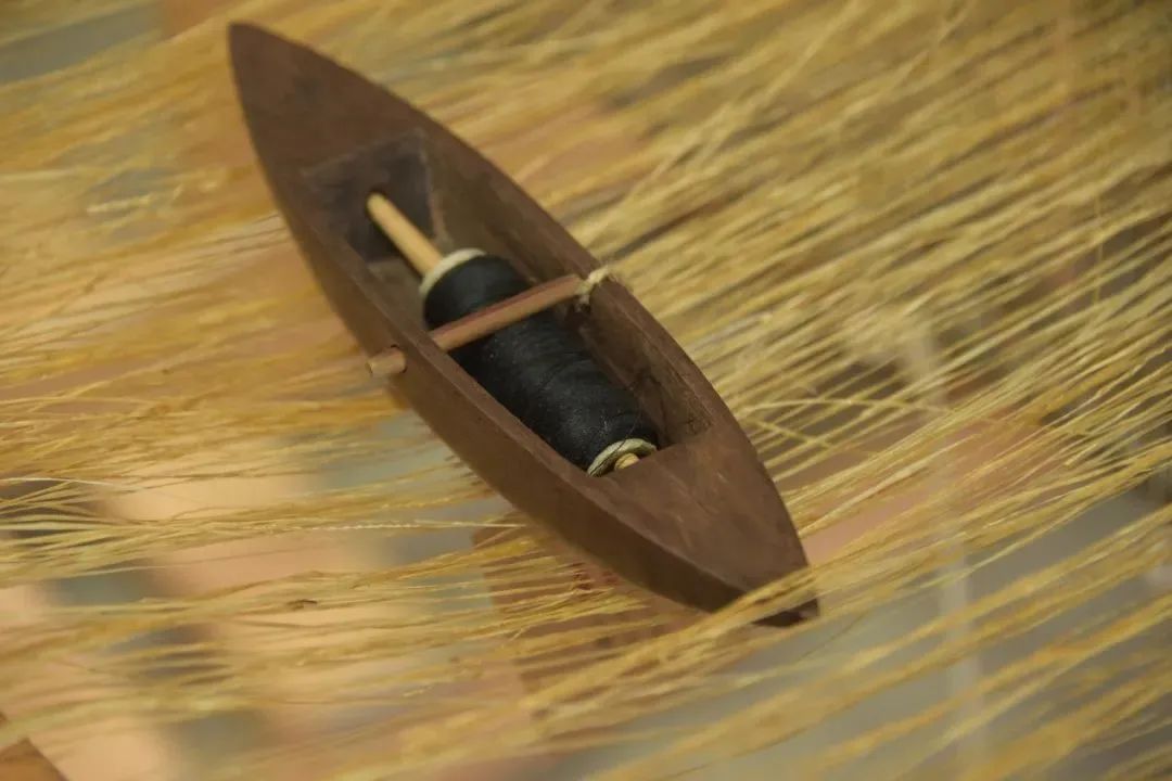 【道中华之美】行走不止,"传梭"不息,郑芬兰和她的两万三千把梭