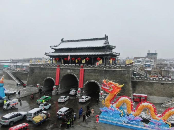 飞雪迎春,寿县古城四门同挂春联!_澎湃号·政务_澎湃新闻-the paper