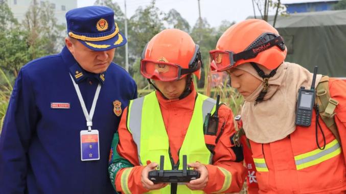 云南省森林消防总队冬季大练兵交叉考核组圆满完成广西机动队伍考评