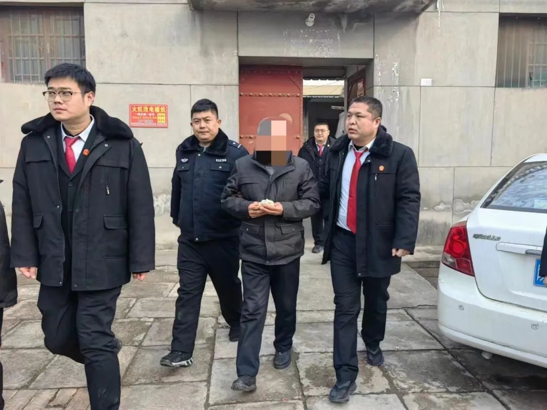 重拳出击辞旧岁!——大荔法院开展涉民生案件集中执行行动