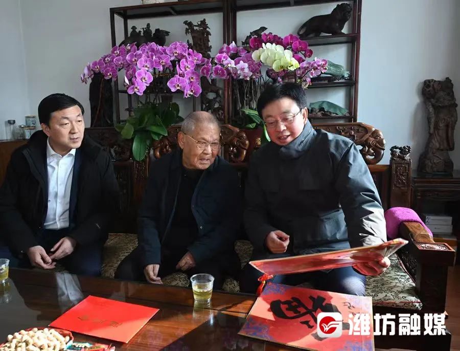 刘运刘建军看望慰问正市级老同志_澎湃号·媒体_澎湃新闻-The Paper