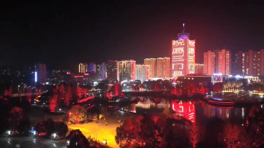 流光溢彩 璀璨迷人夜色下的三门夜幕降临 华灯初上璀璨夜景迎新春满是