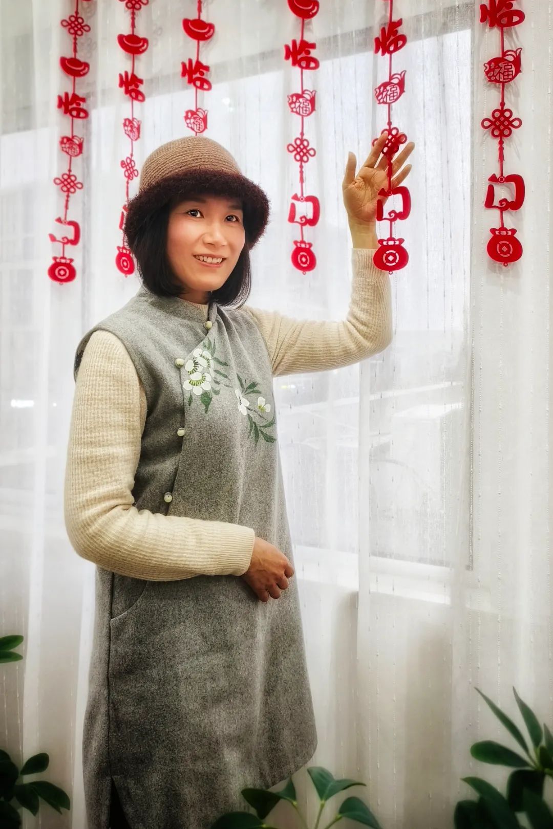 区日前愈发浓厚在各式各样的庆祝活动中年节的氛围各地张灯结彩春节到