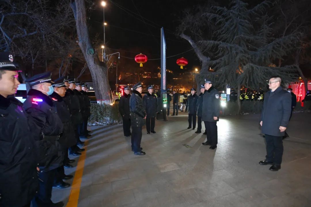 發佈丨蘭州市公安局辦公室繼續滑動看下一個王立朝除夕夜看望慰問