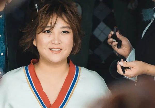 贾玲赢麻了,当你开始爱自己,全世界都会来爱你