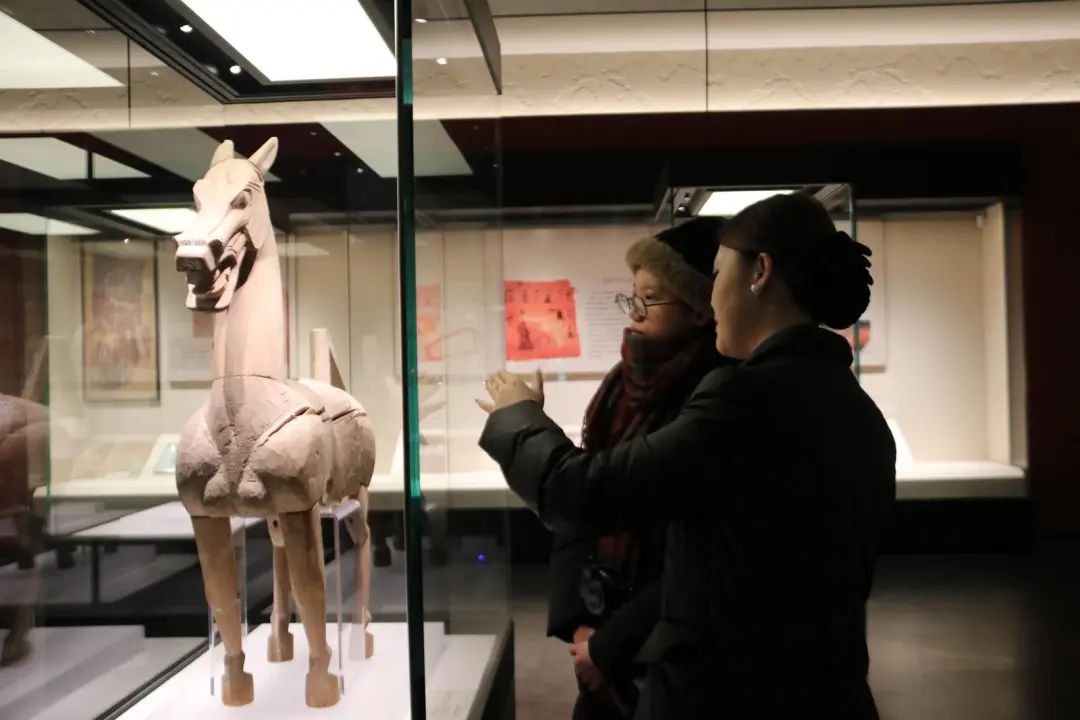 品读历史 过文化年——武威市博物馆新春过大年见闻