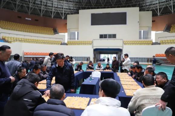 象棋第一人,越南象棋冠軍,象棋國際特級大師賴理兄先生受邀來到椒江