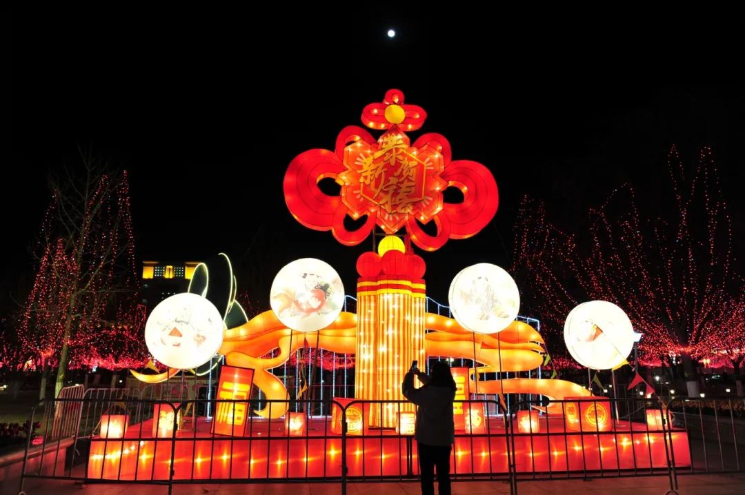 出无数美丽而富足的城镇京杭大运河沟通南北今年杨柳青灯展设计灵感