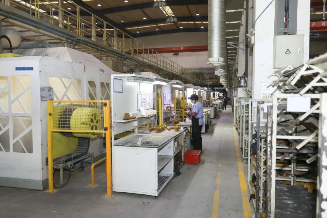 走访送祝福 问需促发展 滨湖区领导新春走访企业家_号