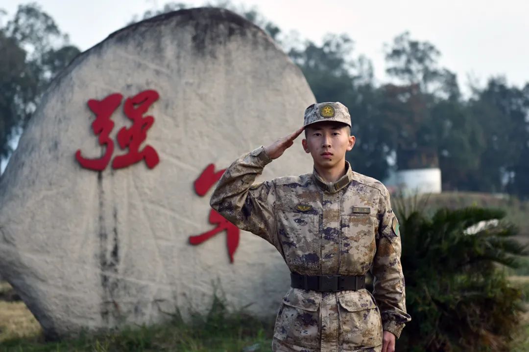 当兵照片霸气图片