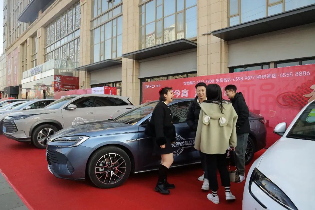 【新春活动】瀍河第二届贺新春"灯车房"联展活动之车展"开门红"_澎湃