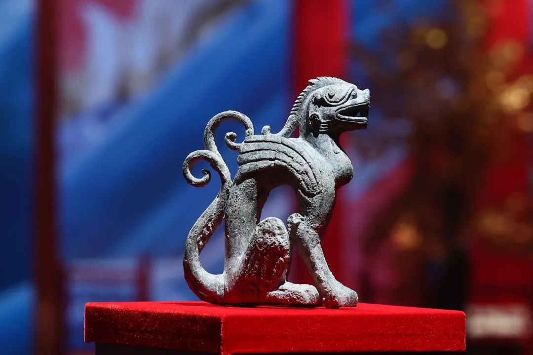 "尔滨"铜坐龙坐镇北京台春晚|大年初一燃情播出_澎湃_