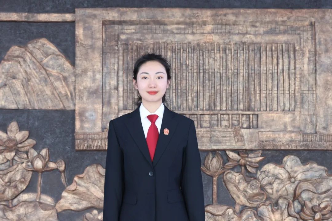 政治部行政人员 俞慧敏