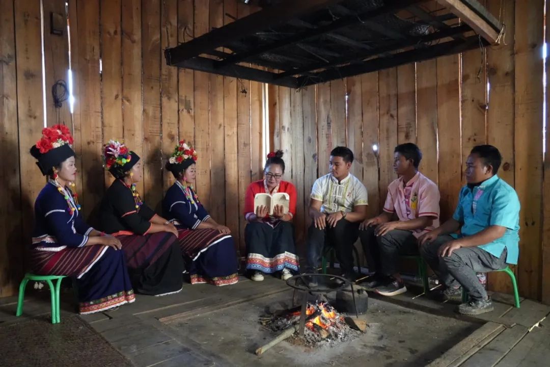 勐海县布朗山乡:党旗飘在茶山上 ,茶农富在家门口_澎湃号·政务_澎湃