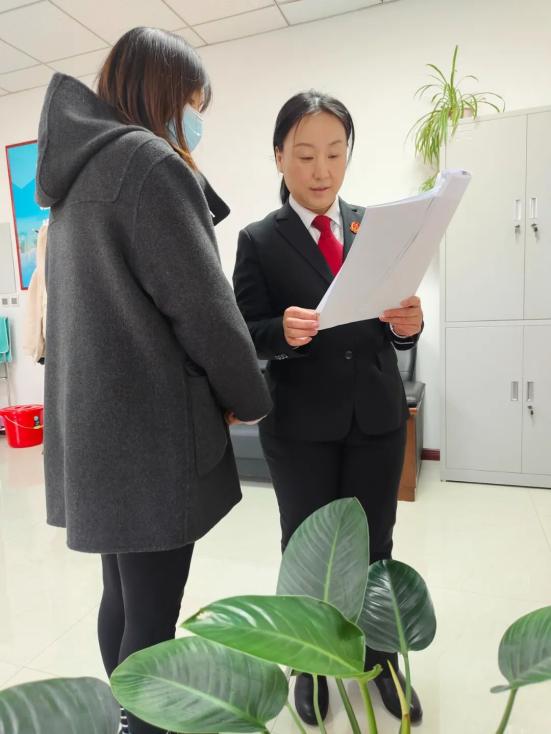 调研小能手明察思辨知行合一优秀的辨法析理宣传员张艳丽