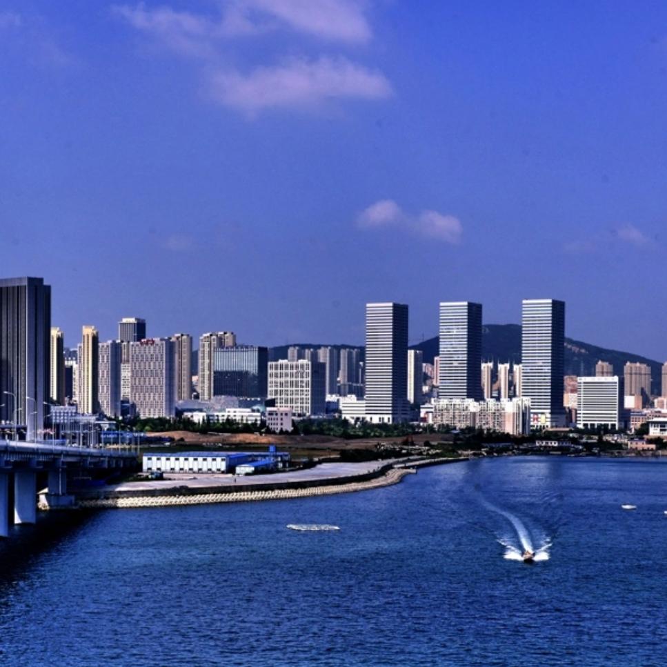 渔港尝鲜满眼水绿山青游横山主题文化公园登磨盘山一览花园城市秘境