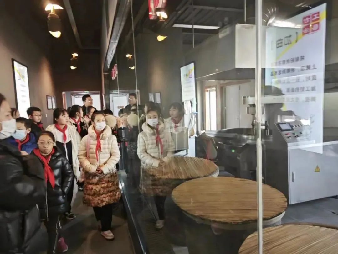 多彩假期寒假里他们很忙