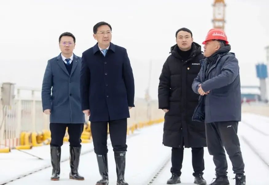 余峰检查督导低温雨雪冰冻天气防范应对工作及春耕备耕,复工复产情况