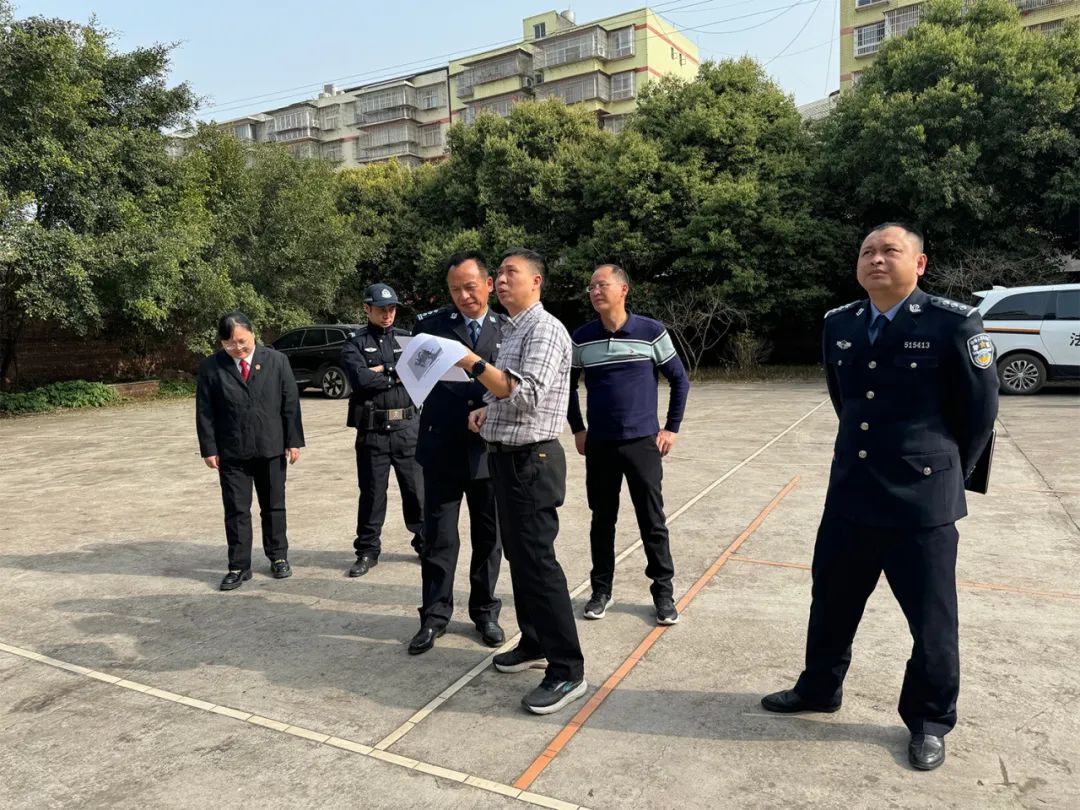 新春第一路安全第一步市中院法警支队督导叙州区法院法庭安全