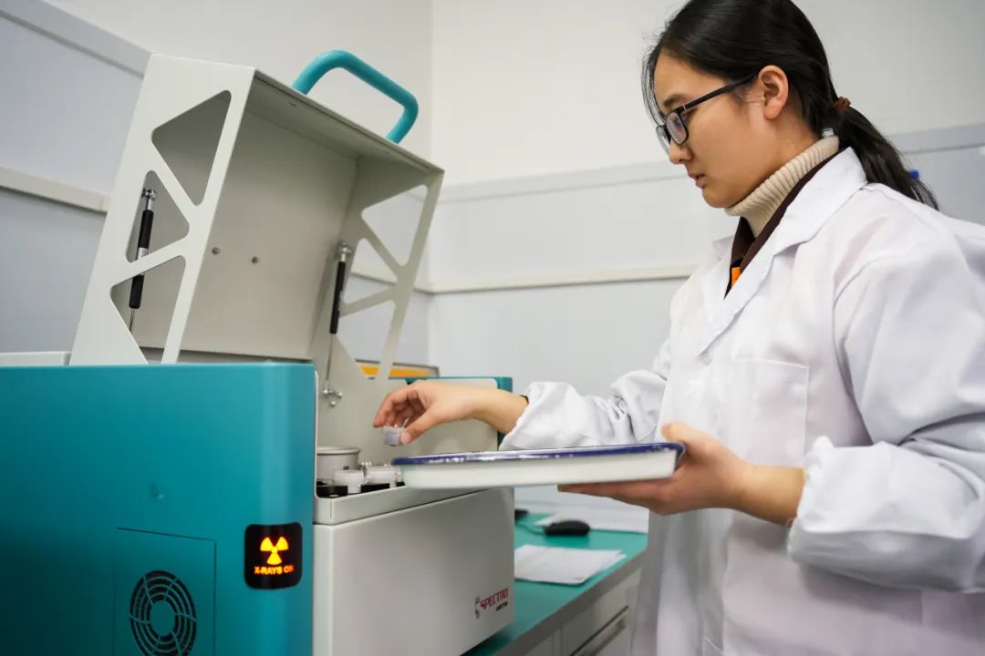 铁路化验员是干啥的?肯定不验血_澎湃号·政务_澎湃新闻-the paper