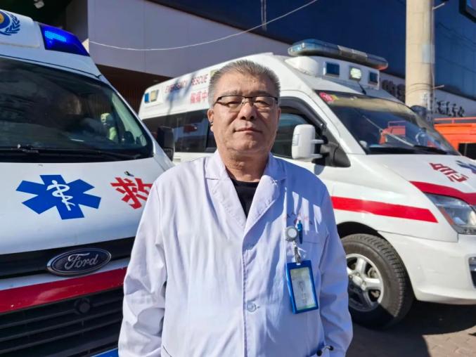 人民医院 急诊科 主任 王庆春:元宵活动期间我们人民医院共派出3组