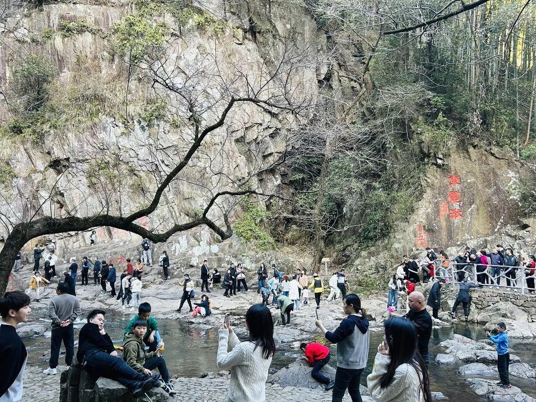 诸暨春节迎客76.3万人次!_澎湃号·政务_澎湃新闻-the paper