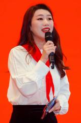 语文教师,2023年浙江省"青马班"成员,台州市教育系统宣讲团成员,黄岩