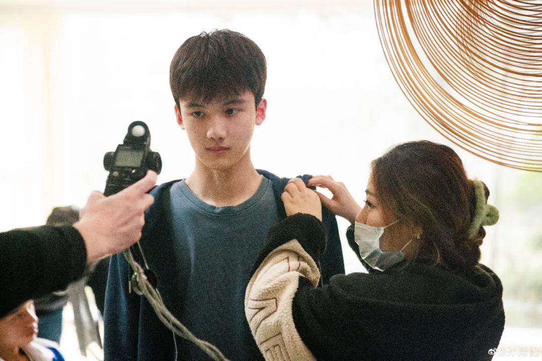 一个陌生少年闯入了我的生活 | 专访《家庭简史》主演祖峰_澎湃号·湃