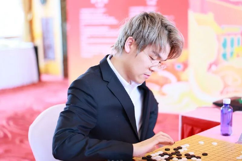 柯洁夺冠!2024年深圳市"酷兰·贺岁杯"围棋邀请赛收官_澎湃号·政务_